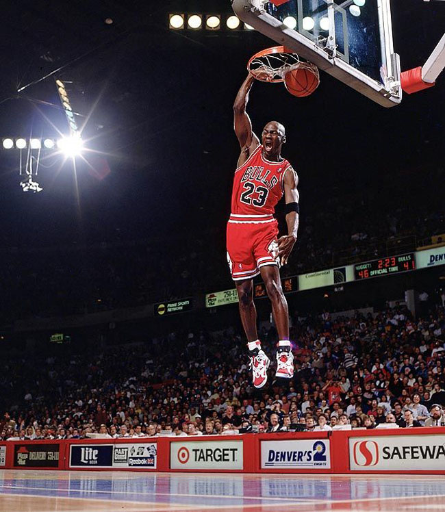Regular Season at Nuggets on 11/23/1990 from John W. McDonough/Sports Illustrated