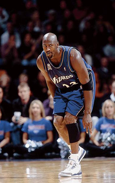 Regular Season at Pistons on 10/18/2001 from Al Tielemans/Sports Illustrated